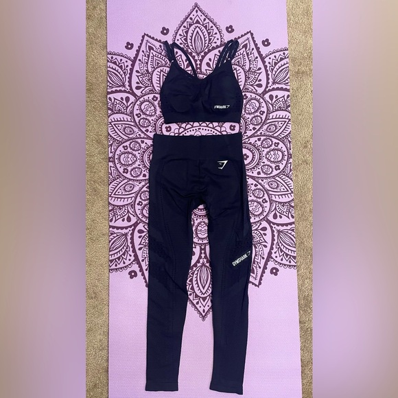 Gymshark Flawless Knit leggings and sports bra. Small. - Picture 1 of 2